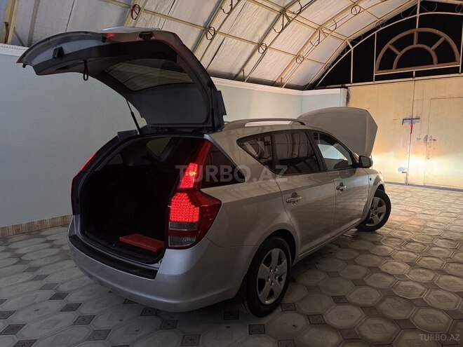 Kia  2010, 298,909 km - 1.6 l - Qəbələ