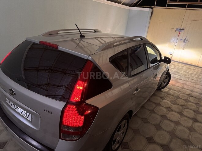 Kia  2010, 298,909 km - 1.6 l - Qəbələ