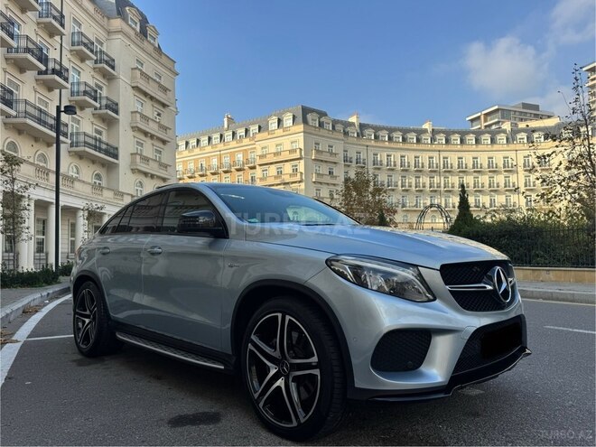 Mercedes GLE 43 AMG 4MATIC Coupe 2018, 100,000 km - 3.0 л - Bakı