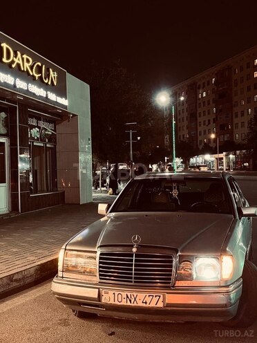 Mercedes E 200 1993, 532,280 km - 2.0 l - Sumqayıt
