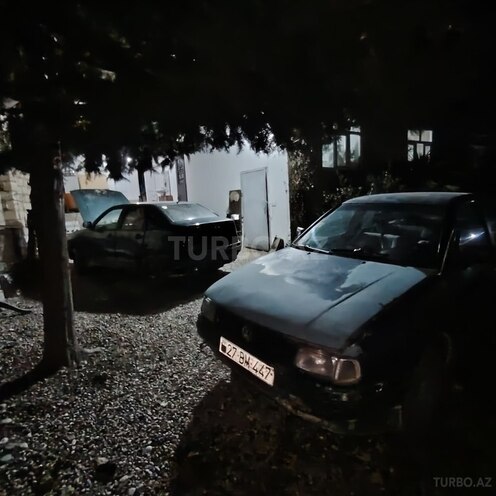 Volkswagen Polo 1995, 293,000 km - 1.6 l - Xaçmaz
