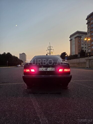 Mercedes E 240 1997, 262,000 km - 2.4 l - Bakı
