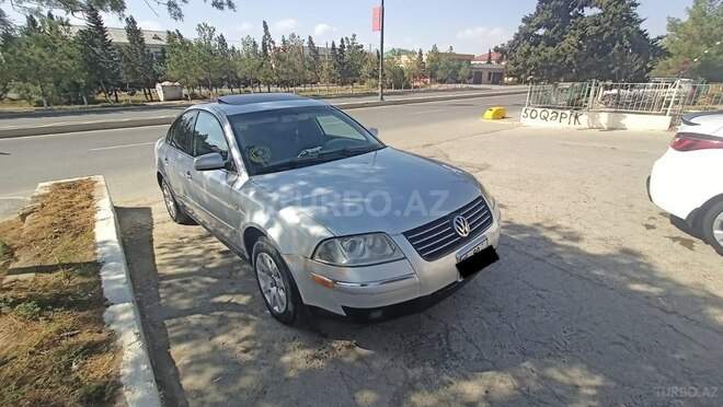 Volkswagen Passat 2003, 232,000 km - 1.8 l - Şirvan