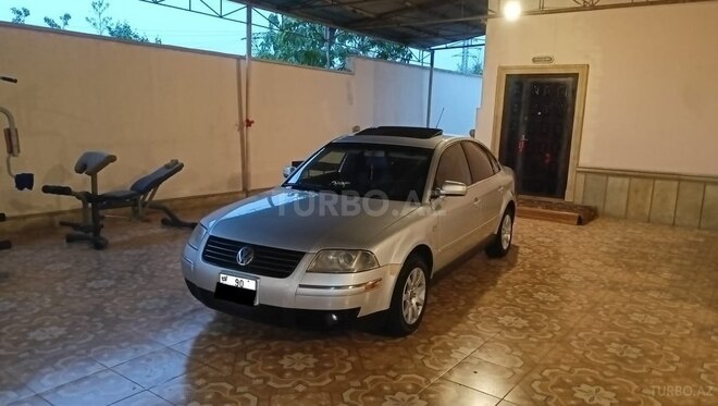 Volkswagen Passat 2003, 232,000 km - 1.8 l - Şirvan