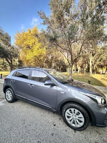 Kia Rio X-Line 2021, 18,300 km - 1.4 л - Bakı