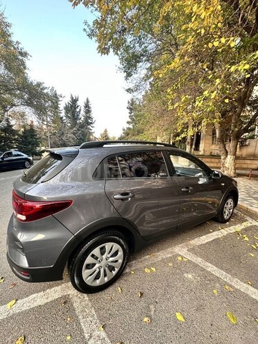 Kia Rio X-Line 2021, 18,300 km - 1.4 л - Bakı