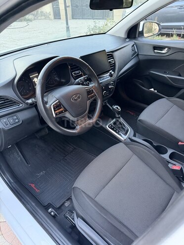 Hyundai Accent 2021, 85,100 km - 1.6 л - Bakı