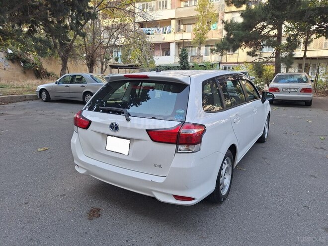 Toyota Corolla Fielder 2018, 201,000 km - 1.5 л - Bakı