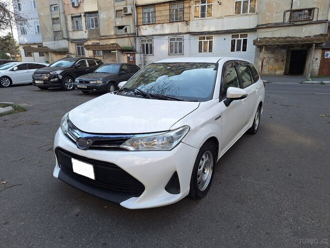 Toyota Corolla Fielder 2018, 201,000 km - 1.5 л - Bakı