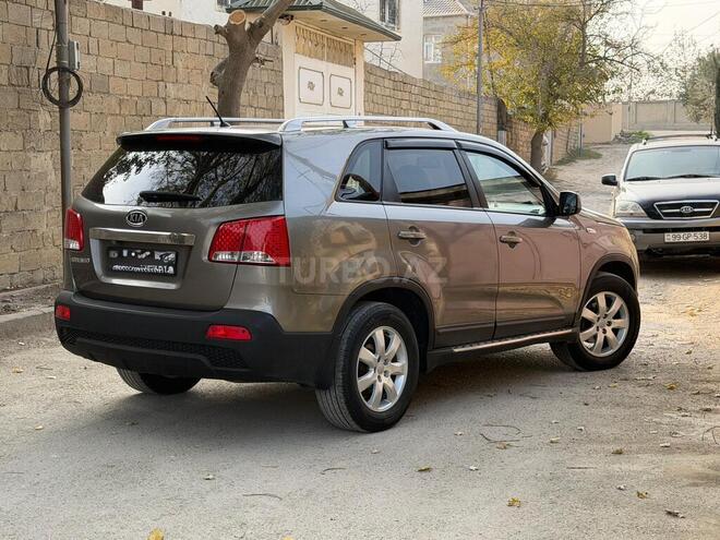 Kia Sorento 2011, 270,385 km - 2.0 l - Bakı