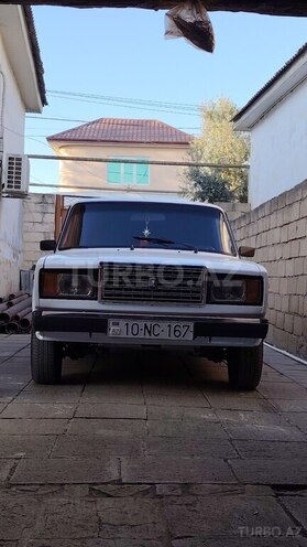 LADA (VAZ) 2107 2004, 72,000 km - 1.6 l - Salyan