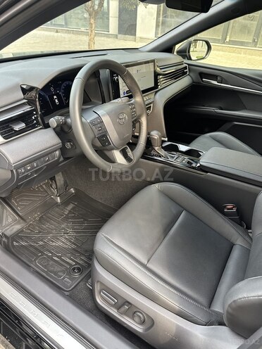 Toyota Camry 2025, 8,200 km - 2.5 l - Bakı