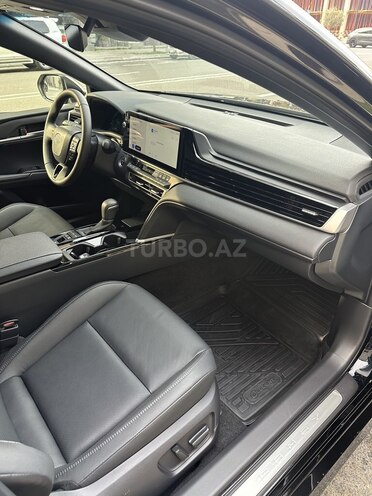 Toyota Camry 2025, 8,200 km - 2.5 l - Bakı