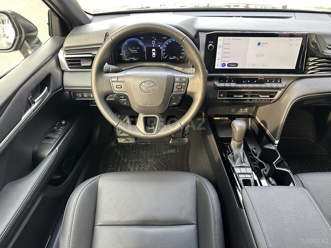 Toyota Camry 2025, 8,200 km - 2.5 l - Bakı