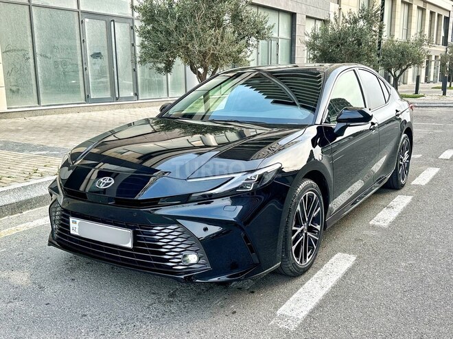 Toyota Camry 2025, 8,200 km - 2.5 l - Bakı