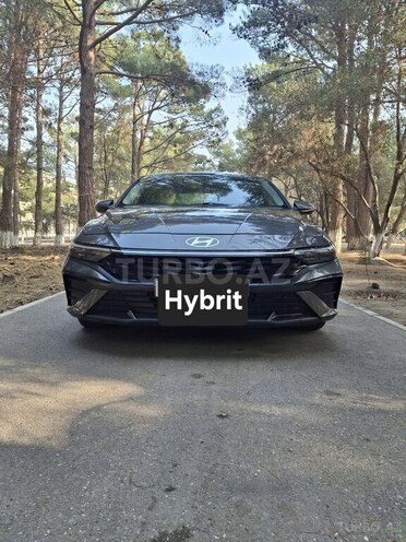 Hyundai Elantra-1
