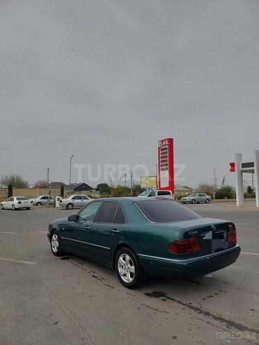 Mercedes E 220 1999, 523,524 km - 2.2 l - Ağcabədi