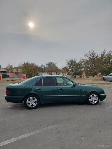 Mercedes E 220 1999, 523,524 km - 2.2 l - Ağcabədi