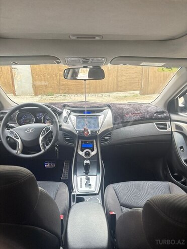 Hyundai Elantra 2011, 218,500 km - 1.8 l - Bakı