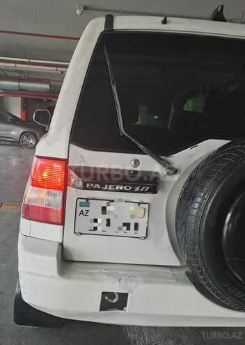 Mitsubishi Pajero io 2000, 286,000 km - 1.8 л - Bakı