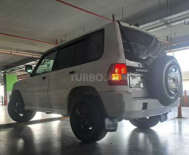 Mitsubishi Pajero io 2000, 286,000 km - 1.8 л - Bakı