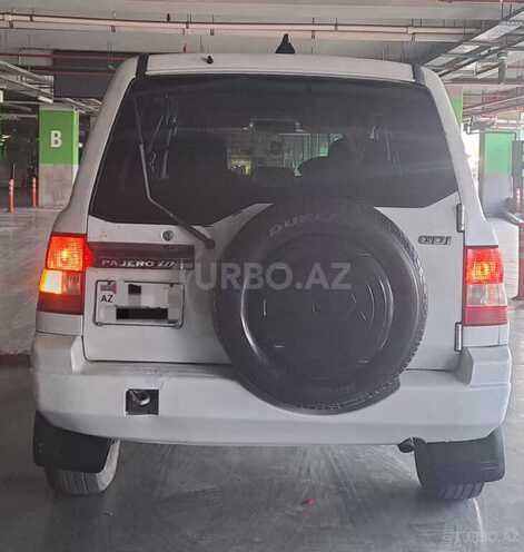 Mitsubishi Pajero io 2000, 286,000 km - 1.8 л - Bakı