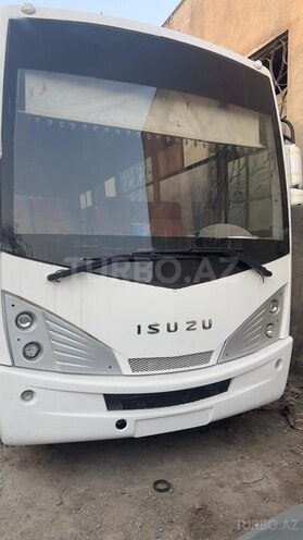 Isuzu  2011, 500,000 km - 5.2 l - Bakı