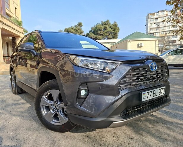 Toyota RAV4 2025, 3,800 km - 2.5 l - Bakı