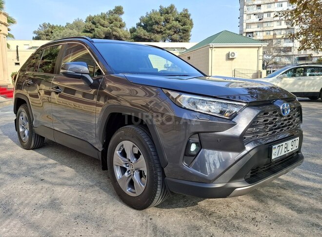 Toyota RAV4 2025, 3,800 km - 2.5 l - Bakı