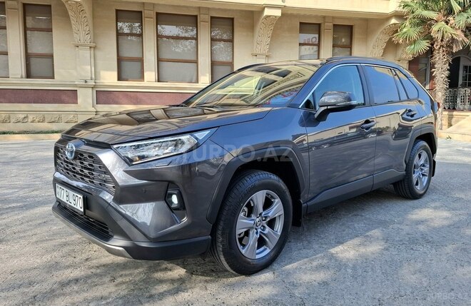 Toyota RAV4 2025, 3,800 km - 2.5 l - Bakı