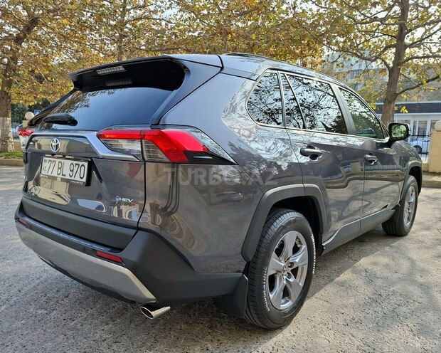 Toyota RAV4 2025, 3,800 km - 2.5 l - Bakı