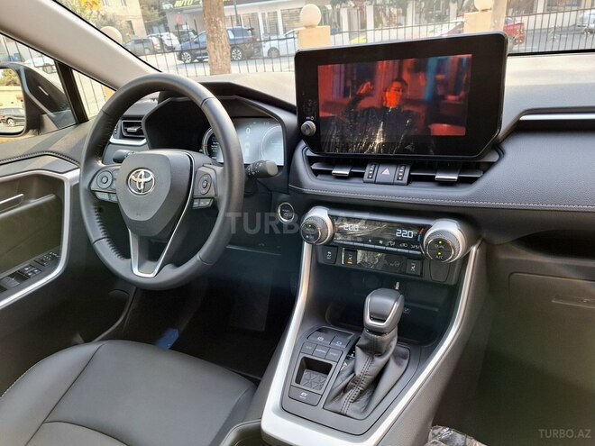Toyota RAV4 2025, 3,800 km - 2.5 l - Bakı