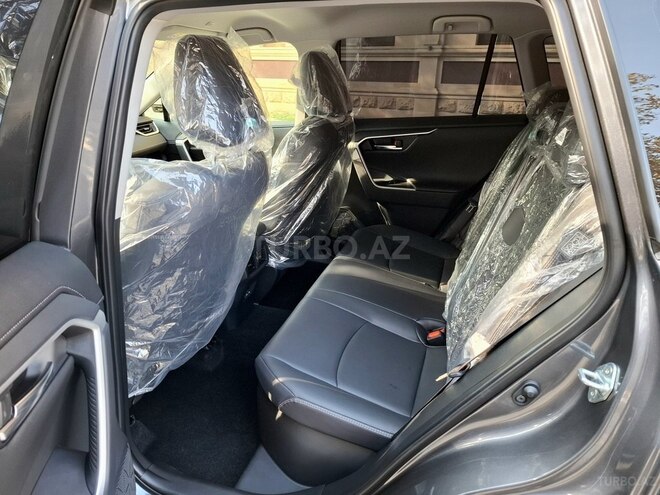 Toyota RAV4 2025, 3,800 km - 2.5 l - Bakı
