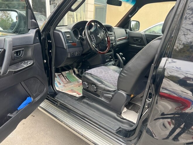 Mitsubishi Pajero 2009, 344,000 km - 3.2 l - Şabran