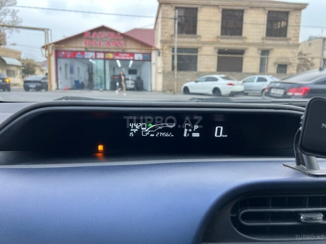 Toyota Aqua 2015, 274,000 km - 1.5 l - Bakı