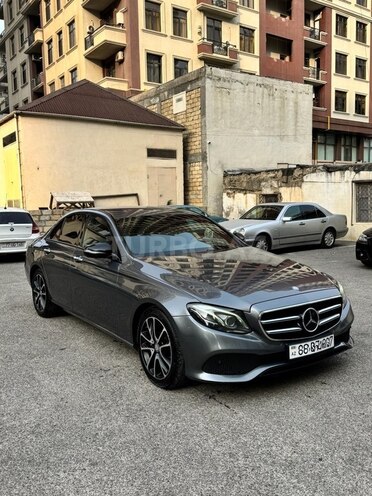 Mercedes E 220 d 2016, 240,000 km - 2.0 л - Bakı