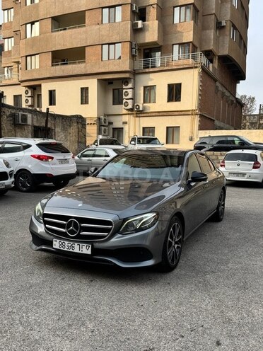 Mercedes E 220 d 2016, 240,000 km - 2.0 л - Bakı