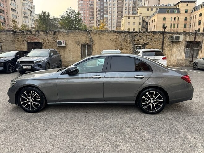 Mercedes E 220 d 2016, 240,000 km - 2.0 л - Bakı