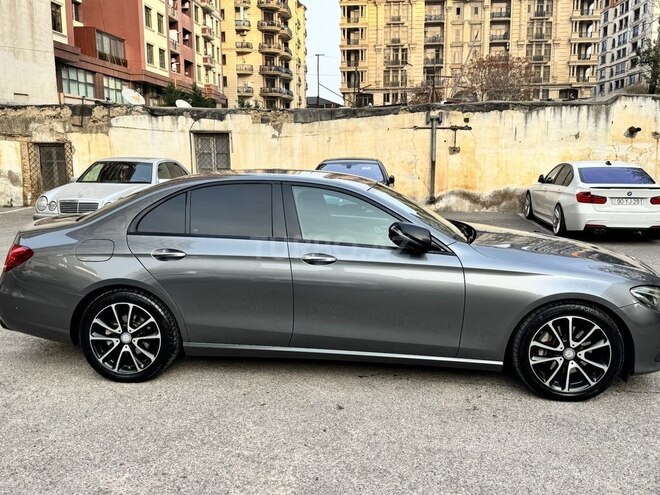 Mercedes E 220 d 2016, 240,000 km - 2.0 л - Bakı
