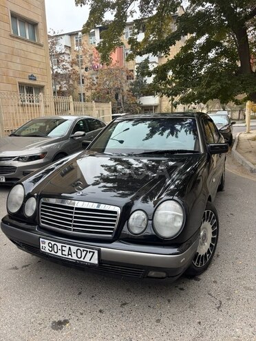 Mercedes E 230 1997, 141,000 km - 2.3 l - Bakı