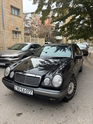 Mercedes E 230 1997, 141,000 km - 2.3 l - Bakı