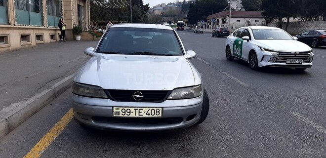 Opel Vectra 2000, 195,000 km - 1.8 л - Bakı