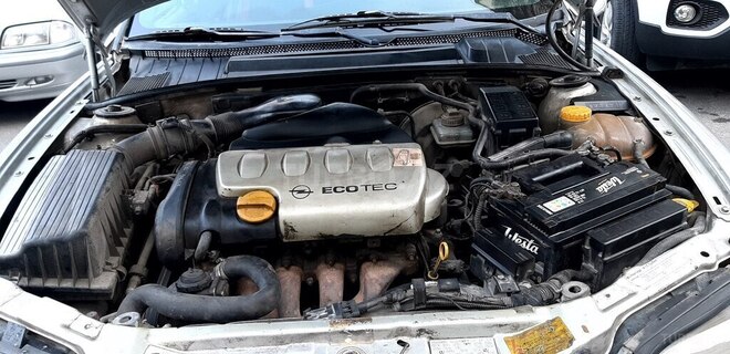 Opel Vectra 2000, 195,000 km - 1.8 л - Bakı