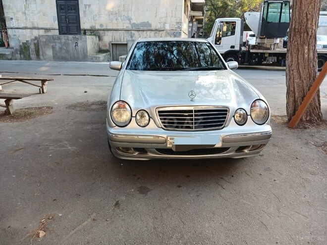 Mercedes E 220 1999, 340,000 km - 2.2 l - Bakı