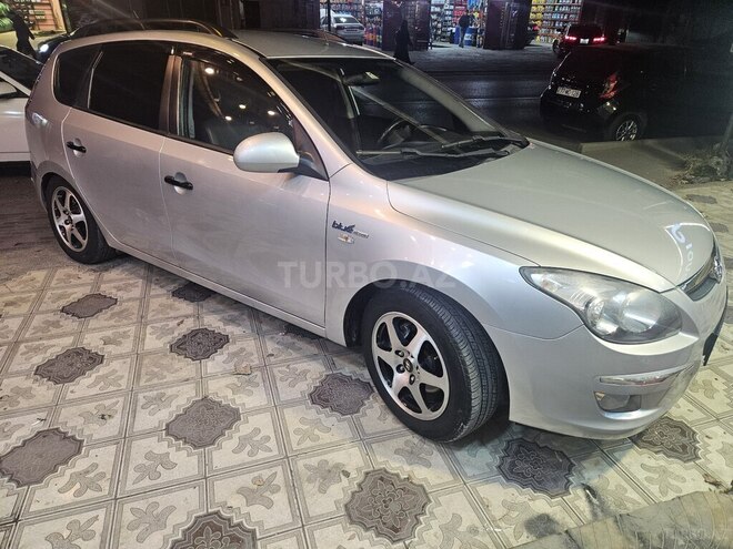 Hyundai i30 2010, 314,000 km - 1.6 л - Bakı
