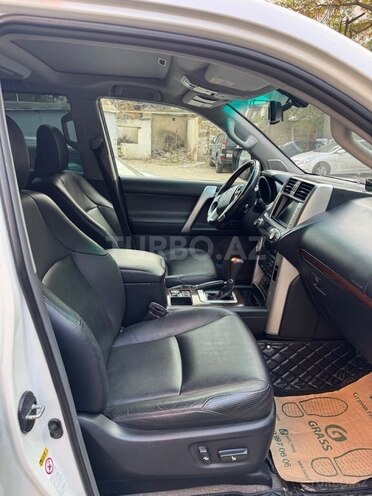 Toyota Land Cruiser Prado 2013, 257,483 km - 3.0 l - Bakı