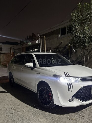 Toyota Corolla Fielder 2017, 162,700 km - 1.5 л - Bakı