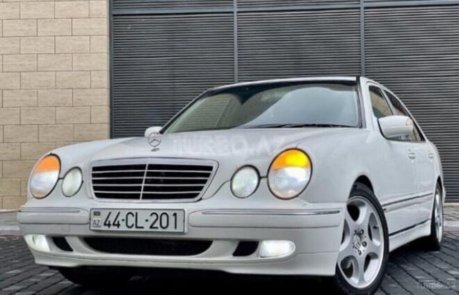 Mercedes E 200 1999, 520,000 km - 2.0 l - Ucar