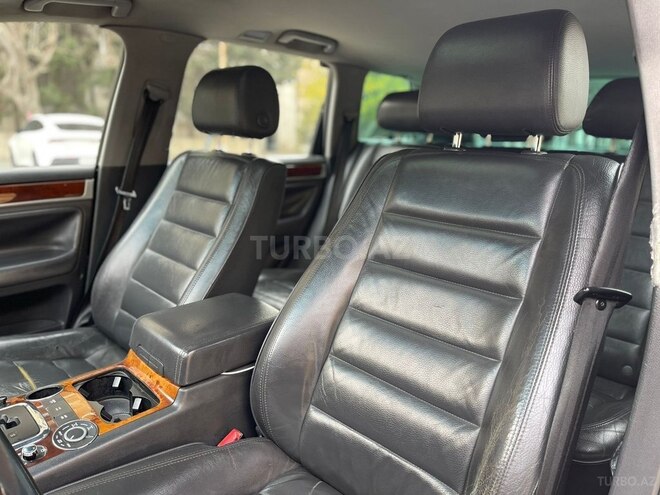 Volkswagen Touareg 2005, 275,596 km - 3.2 l - Bakı
