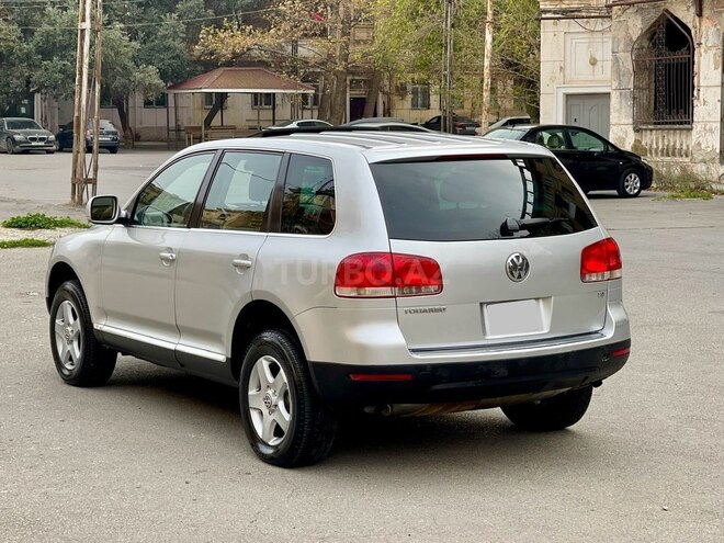 Volkswagen Touareg 2005, 275,596 km - 3.2 l - Bakı